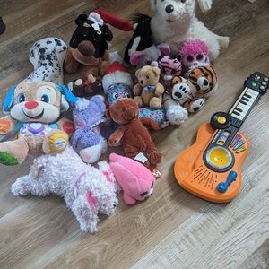 Lot of Stuffed animals and Toys